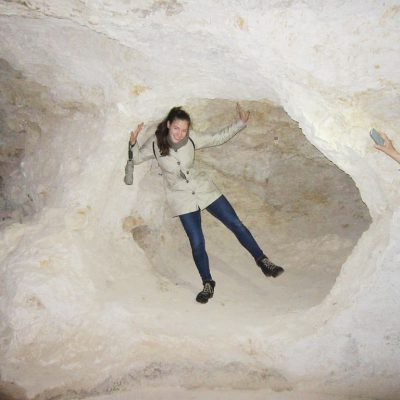 Katharina hat die Geburtshöhle gefunden