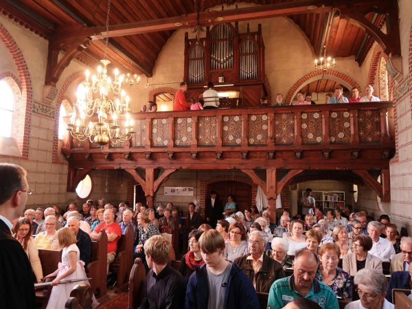 405 Orgelpfeifen und 150 Besucher - Gemeindefest in Trebitz
